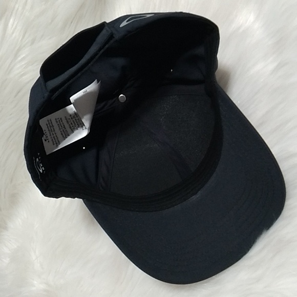SALE! NWT Oakley Twill Velcro Back Unisex Hat - Picture 9 of 15